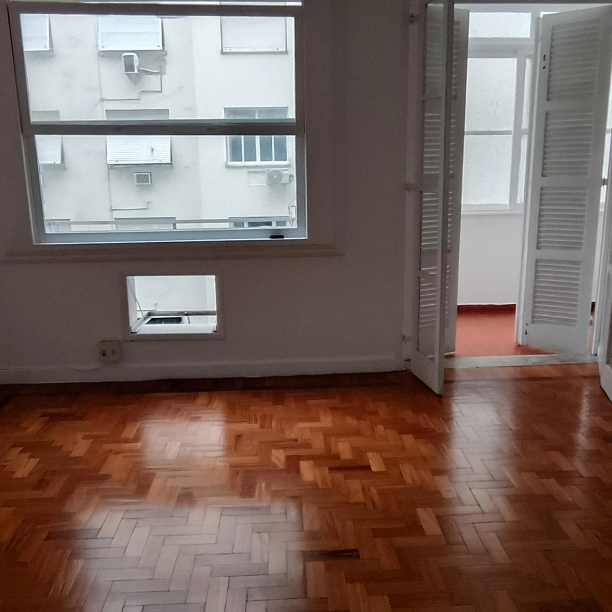 Apartamento, 133 m², com piso de madeira ou laminado — photo 3