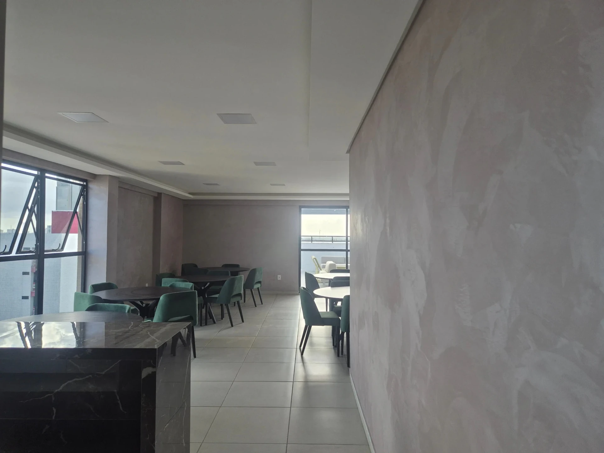 Furnished apartment, 75 m², with a home office — photo 23