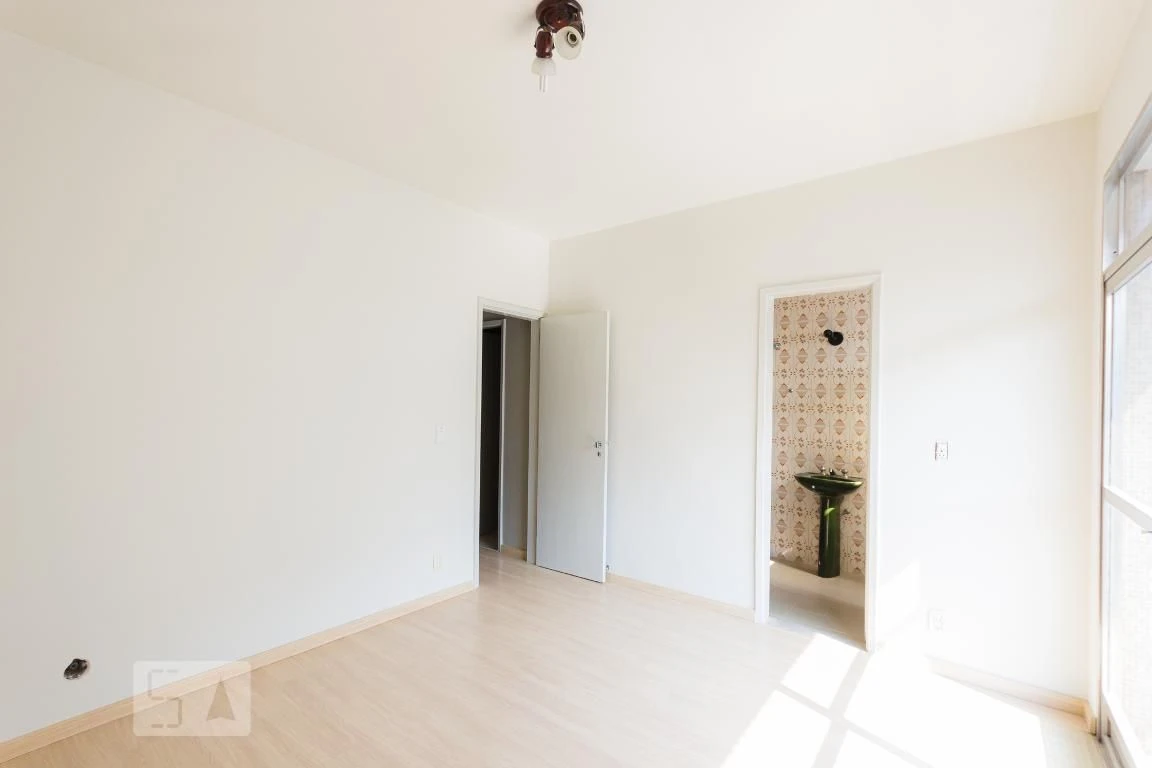 Apartamento, 130 m², com piso de madeira ou laminado — photo 9