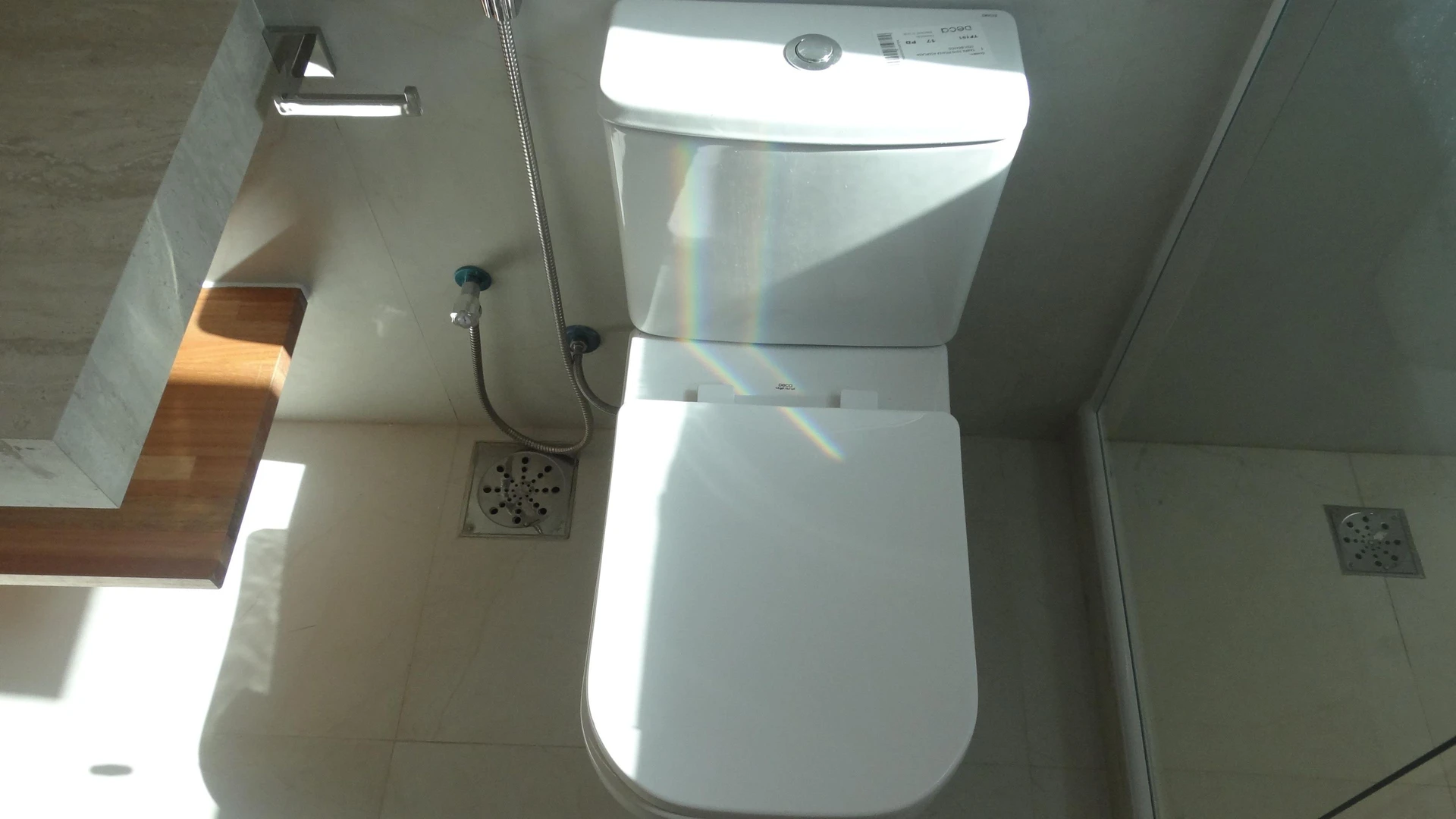Casa de 384 m² com janelas do piso ao teto e varanda gourmet — photo 153