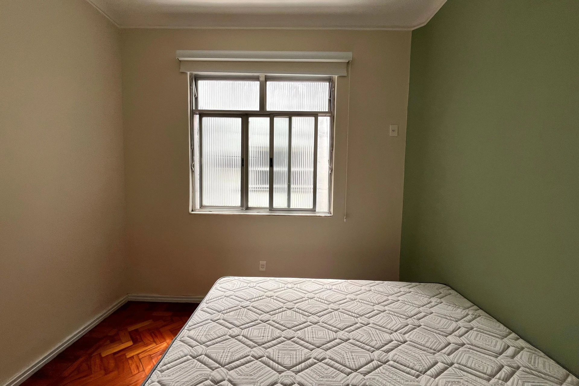 3-bedroom apartment with a walk-in closet — photo 15