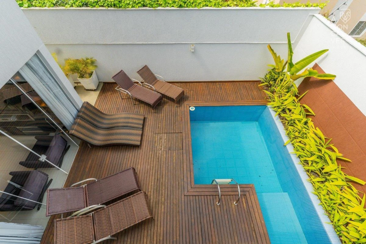 Furnished house with 3 en-suite bedrooms and balconies — photo 8
