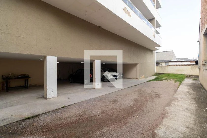 80 m² apartment with 2 bedrooms and a balcony — photo 13