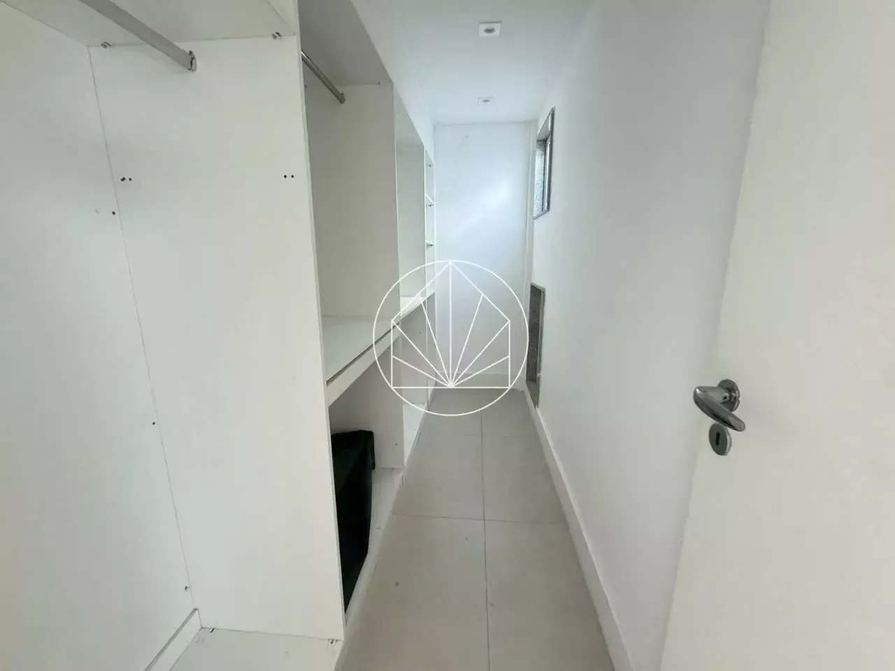 Apartment, 660 m², with a mountain view — photo 15