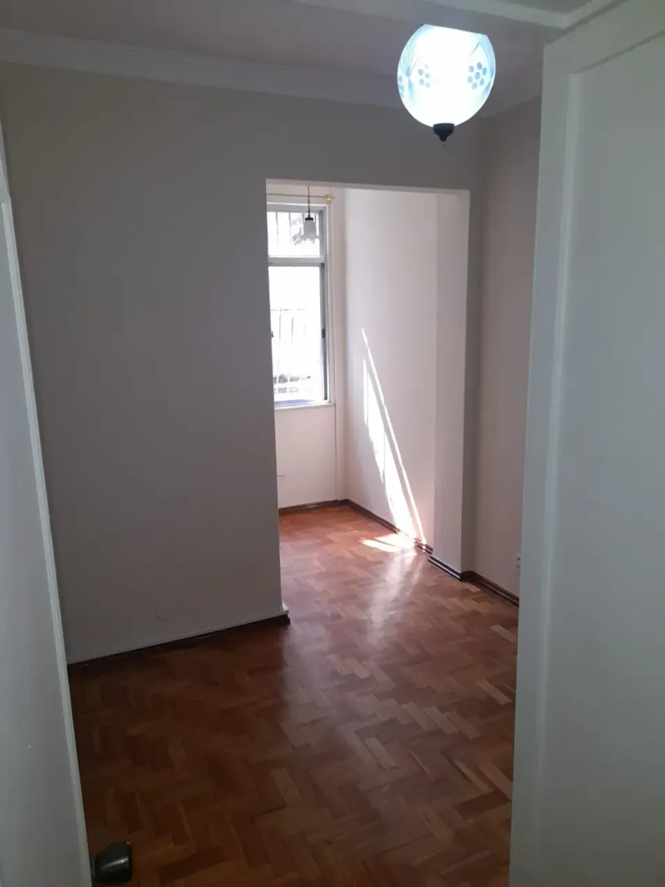 2-bedroom apartment with a walk-in closet — photo 3
