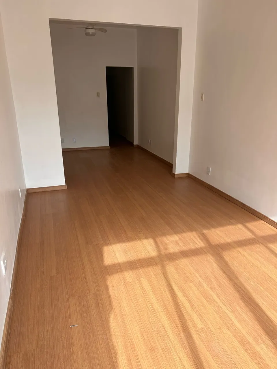 Apartment, 42 m², with wood or laminate floors — photo 5