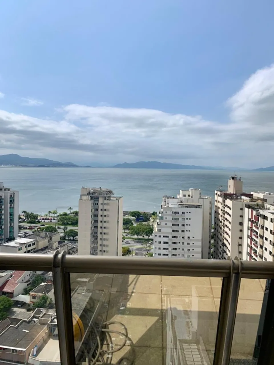 Furnished apartment, 50 m², with a water view — photo 13