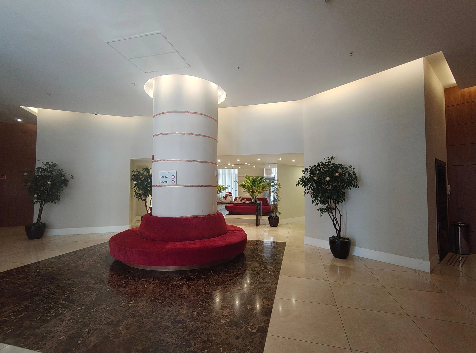 Apartamento mobiliado com 2 quartos e 3 banheiros — photo 43