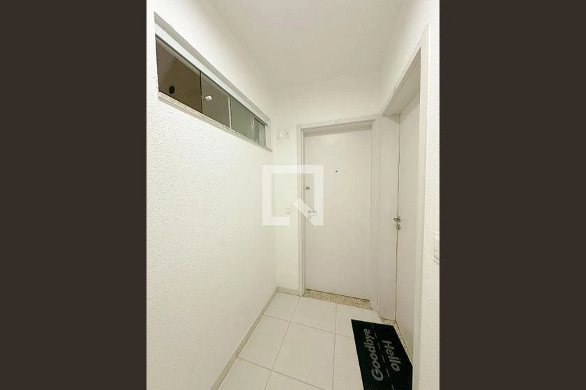 Квартира 54 м² с 1 спальней, парковкой и грилем на балконе — photo 35