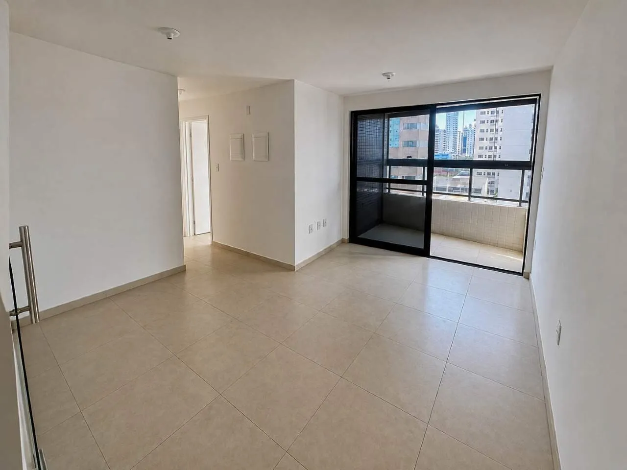 Квартира 58 м² с 2 спальнями, 1 с ванной, с балконом