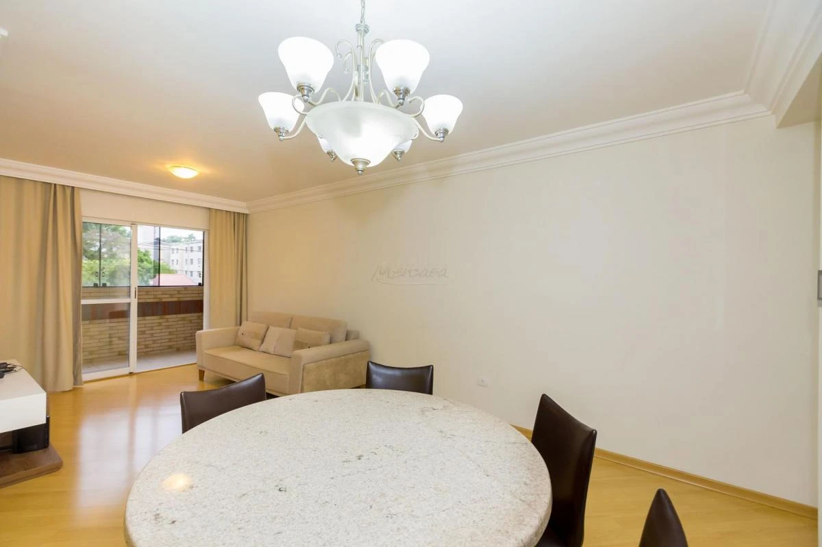Departamento con espacio de home office en Curitiba — photo 8