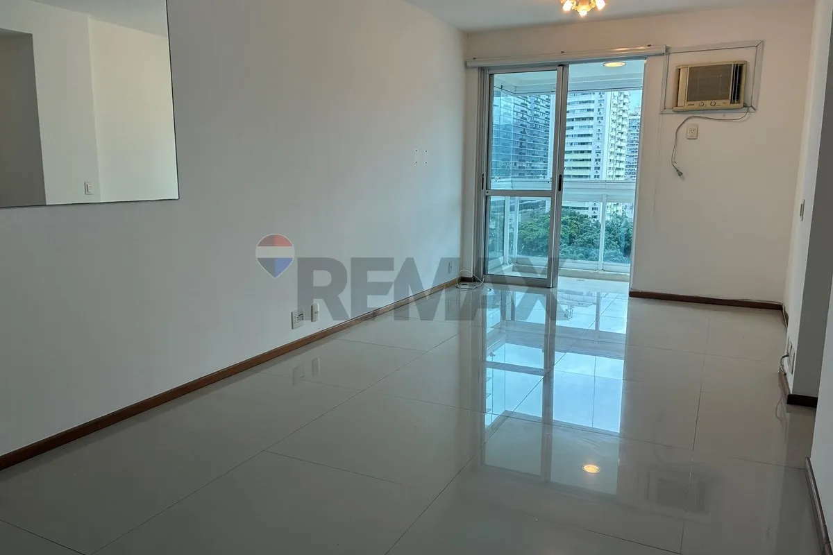Квартира 90 м² із заскленим балконом та видом на гори — photo 4