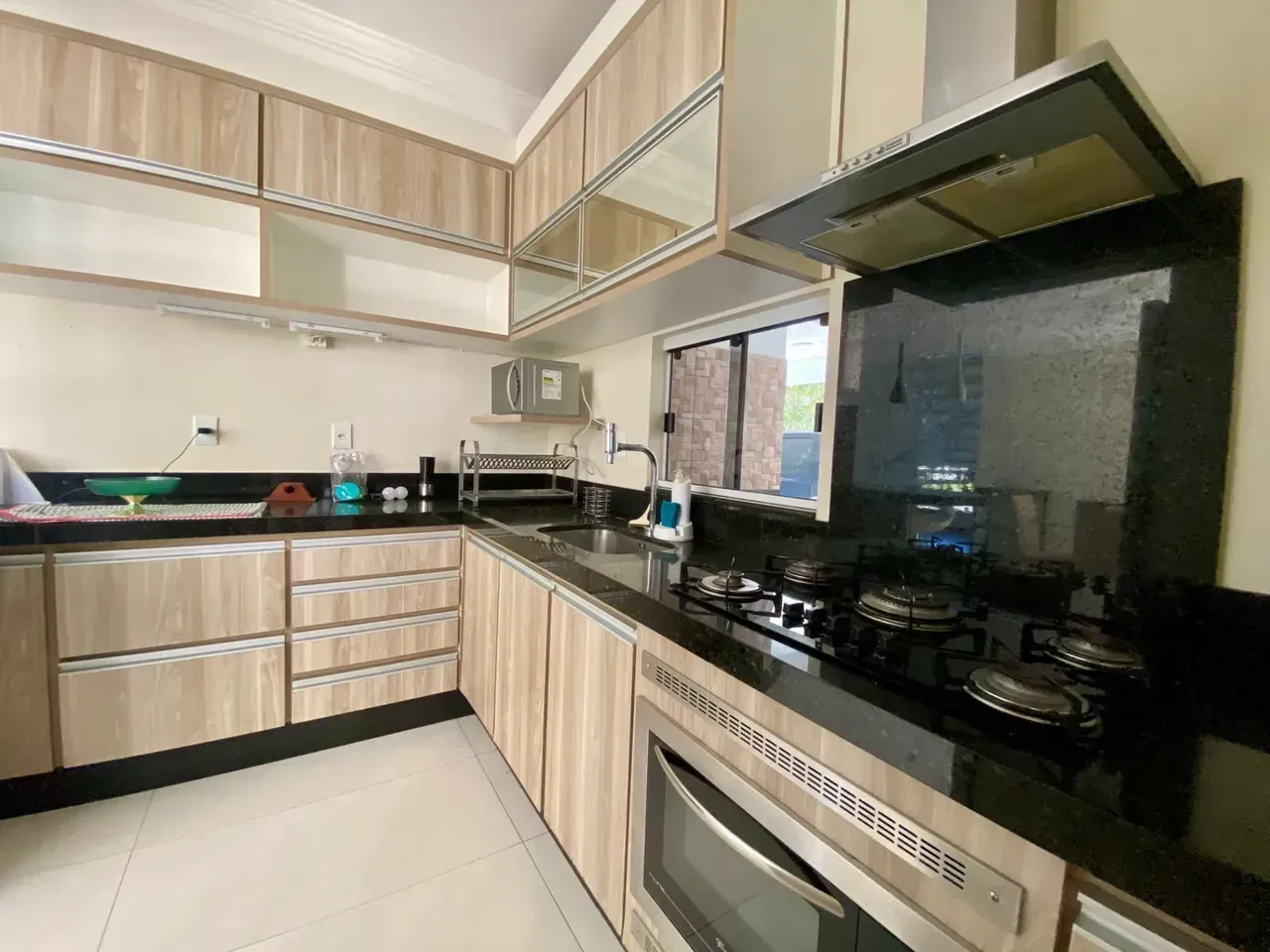 Washing machine in a 4-bedroom house, 223 m² — photo 2