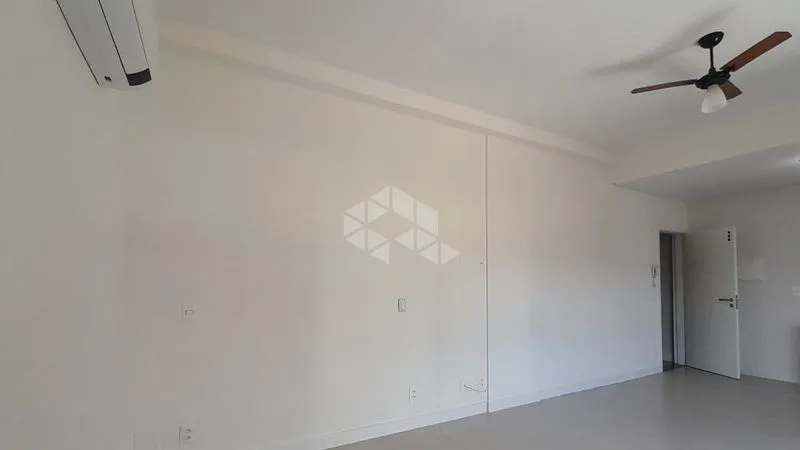 Лофт 35 м² с кухней открытой планировки и кондиционером — photo 8
