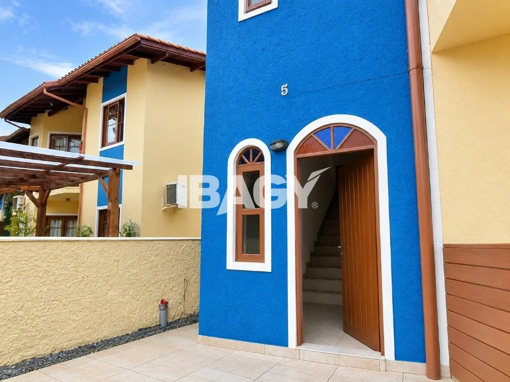Garden in a 2-bedroom house, 75 m² — photo 4