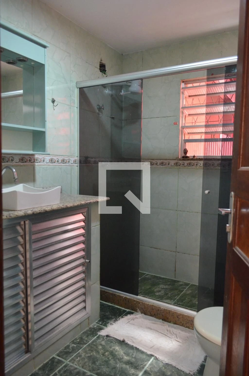 House with 2 bedrooms and a private BBQ — photo 33