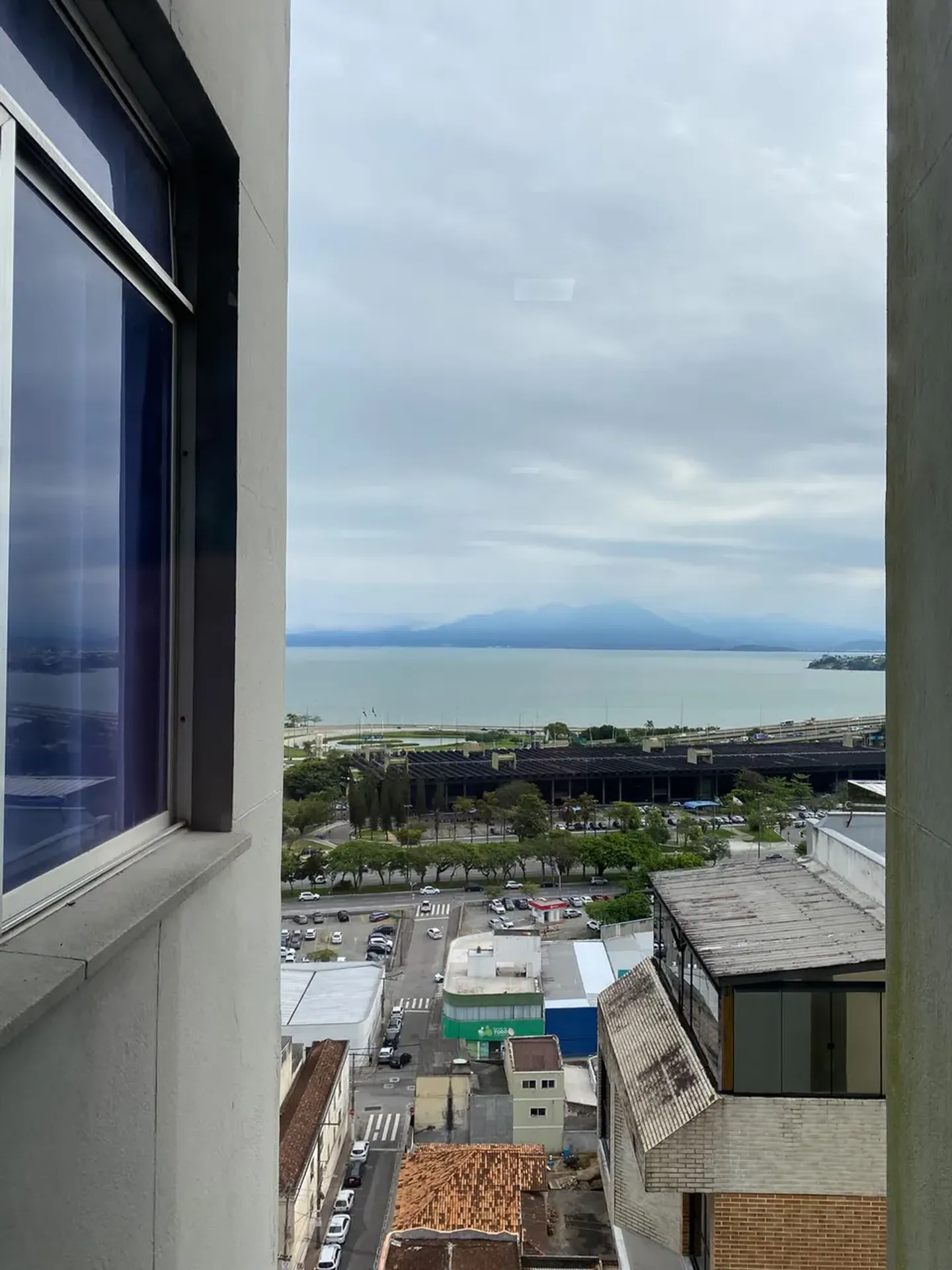 Квартира 60 м² с видом на воду и рабочим местом — photo 11
