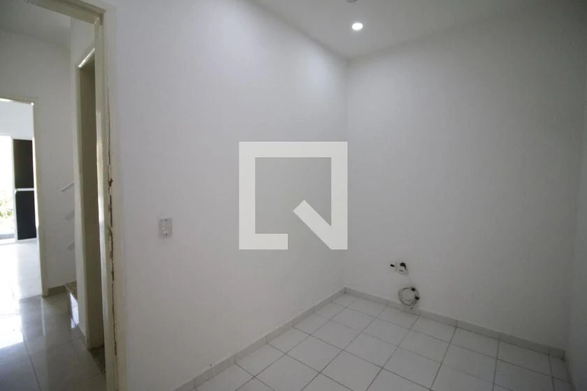 2-bedroom house for rent with private garden — photo 18