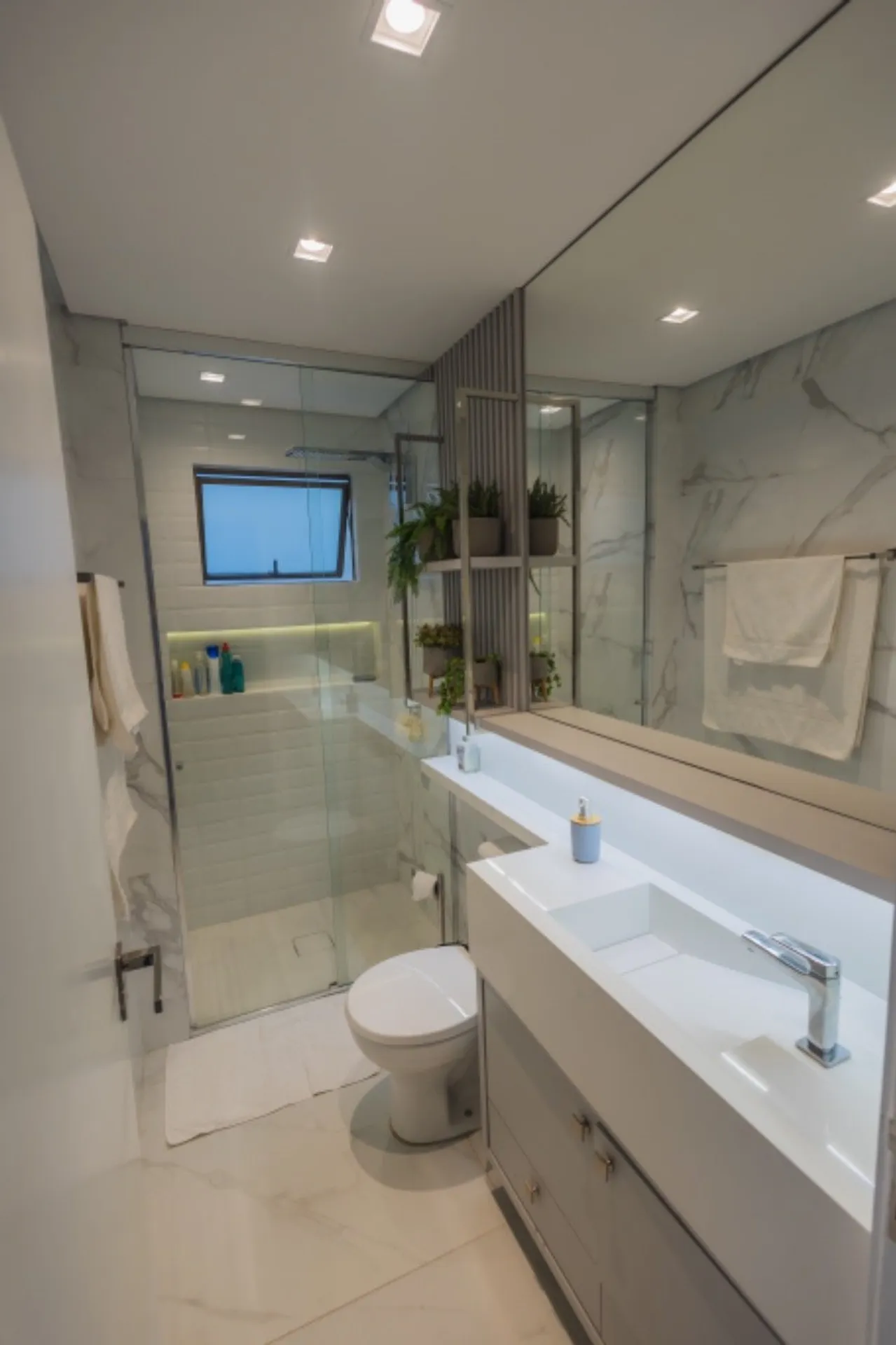 Furnished duplex penthouse with 3 bedrooms and balcony — photo 27