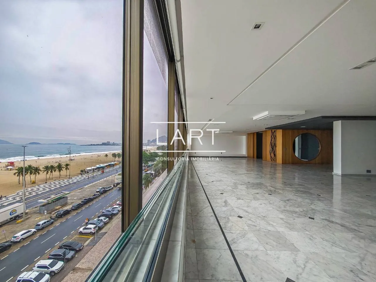 Furnished apartment, 465 m², with a water view — photo 12