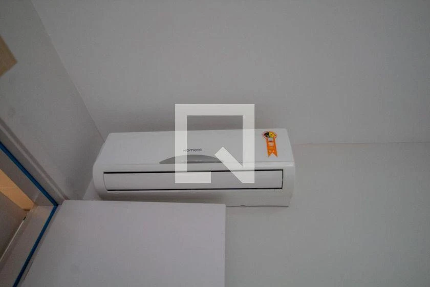 Apartment, 92 m², with a glass-enclosed balcony — photo 43