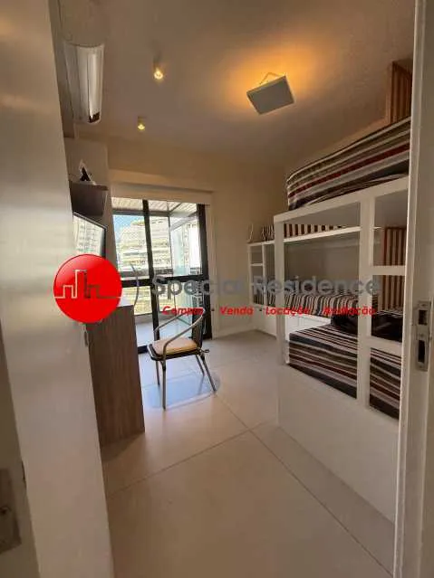 Furnished apartment with 3 bedrooms and 4 bathrooms — photo 20