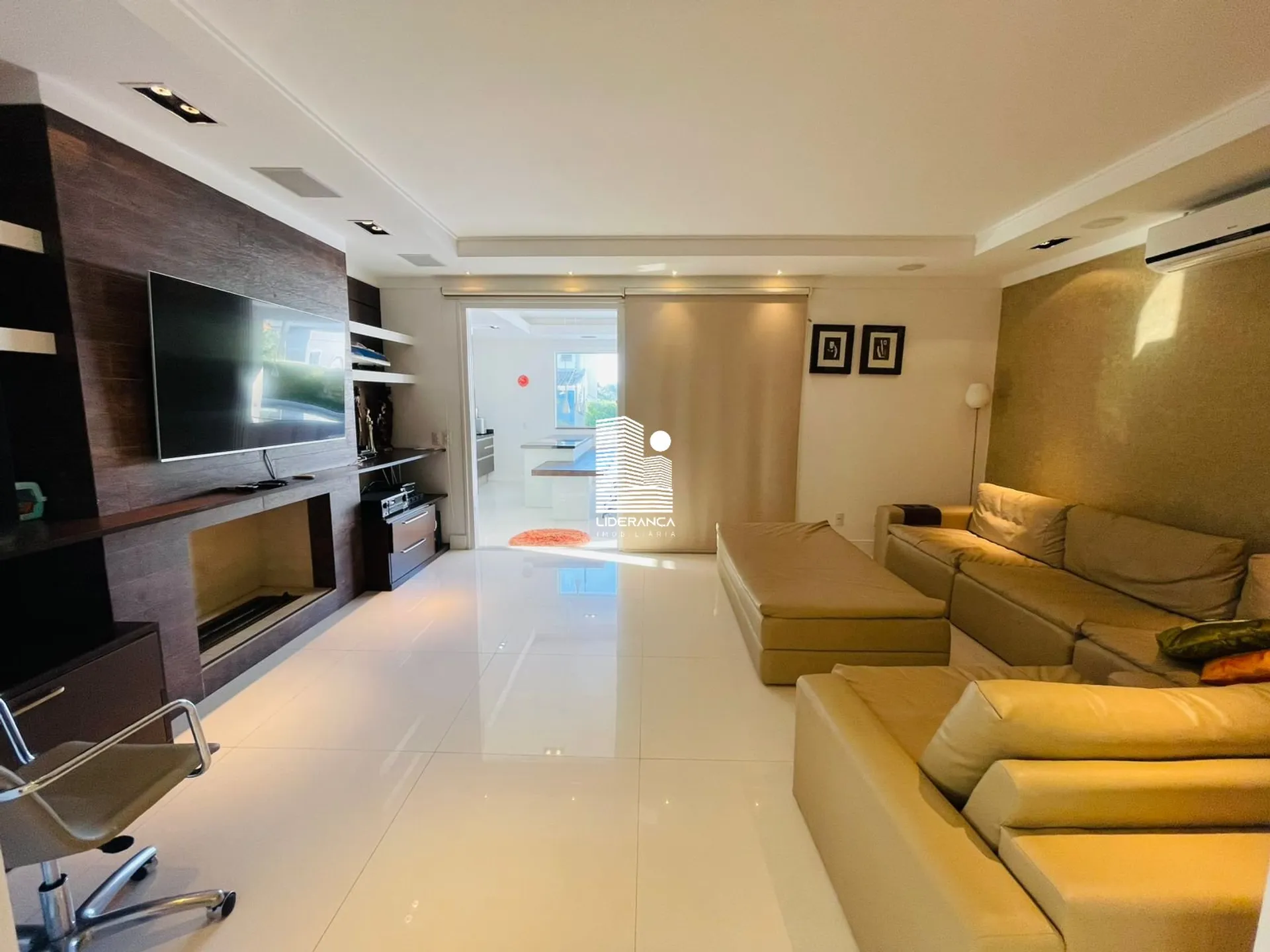 Casa mobiliada com 9 dormitórios e jardim privativo — photo 12