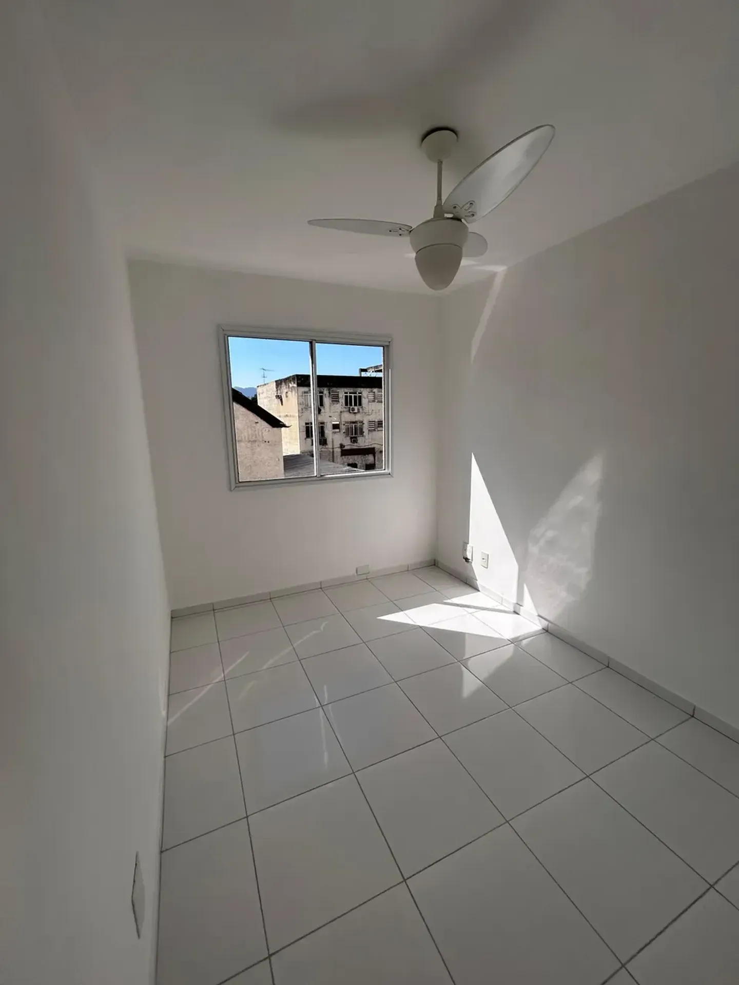 Apartamento de 3 quartos com cozinha americana e varanda — photo 34