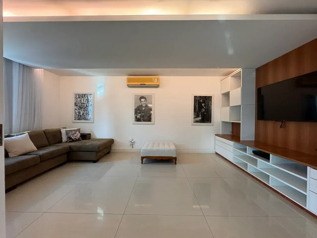 Unfurnished house with 5 bedrooms and glass showers — photo 7