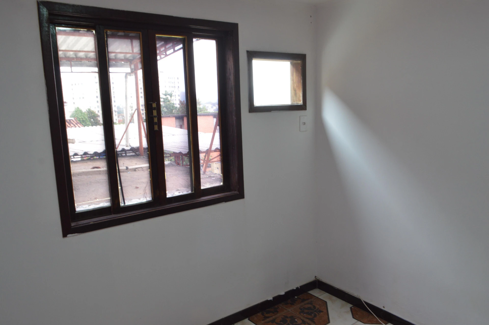 House, 60 m², with a glass-enclosed balcony — photo 15