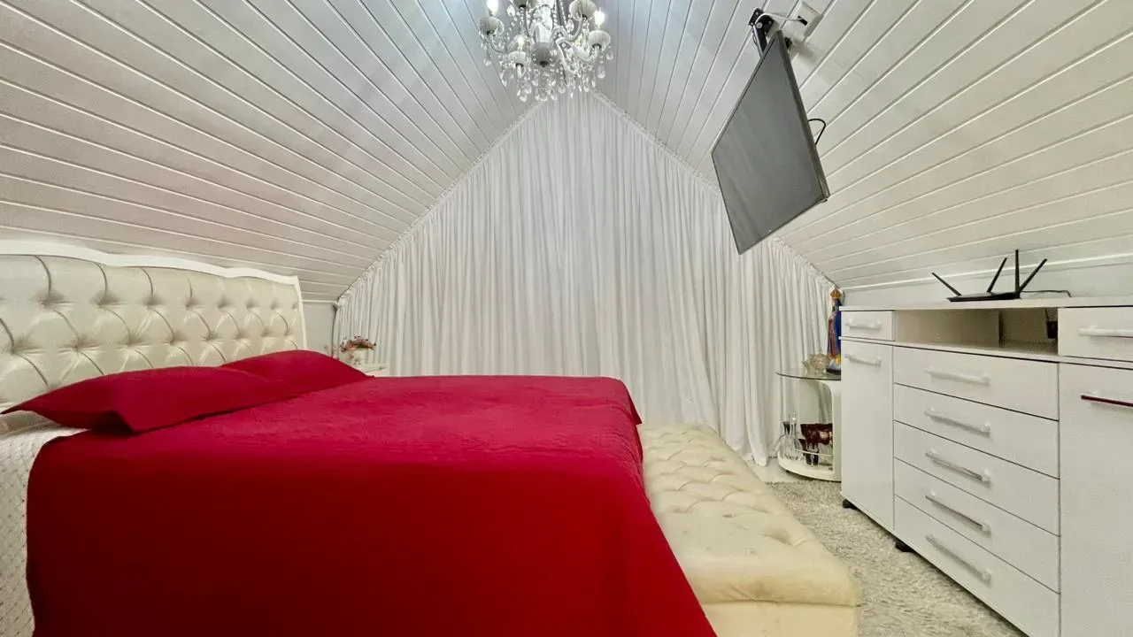 Triplex house with 4 bedrooms and fitted wardrobes — photo 20