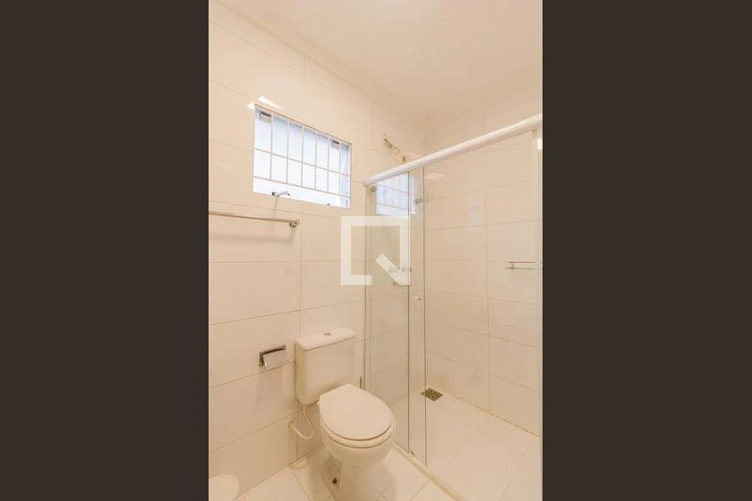Furnished studio in a building with a pool — photo 38