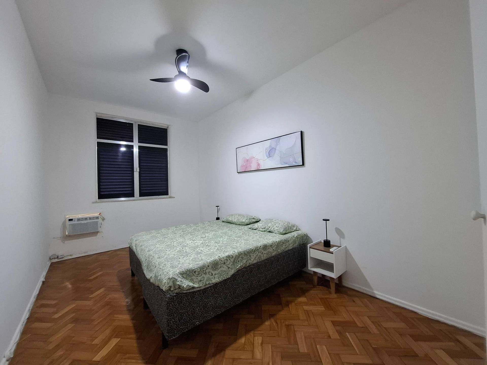 Furnished 4-bedroom apartment with 2 bathrooms — photo 38
