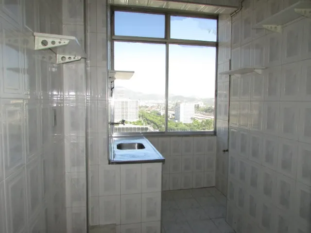 Apartment, 52 m², with wood or laminate floors — photo 2