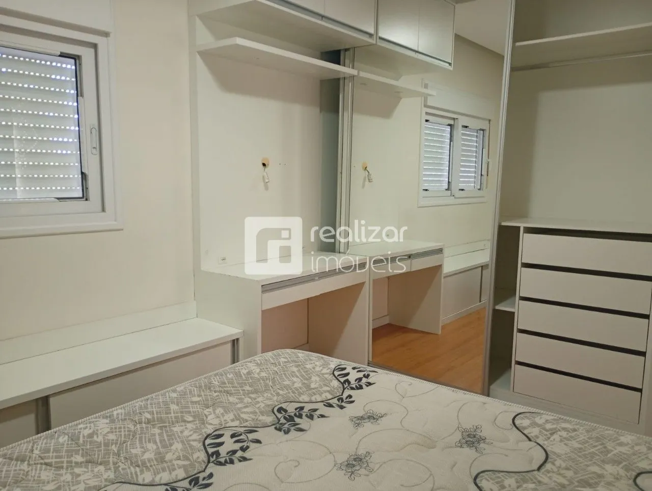 200 m² house with a private pool and a dishwasher — photo 40