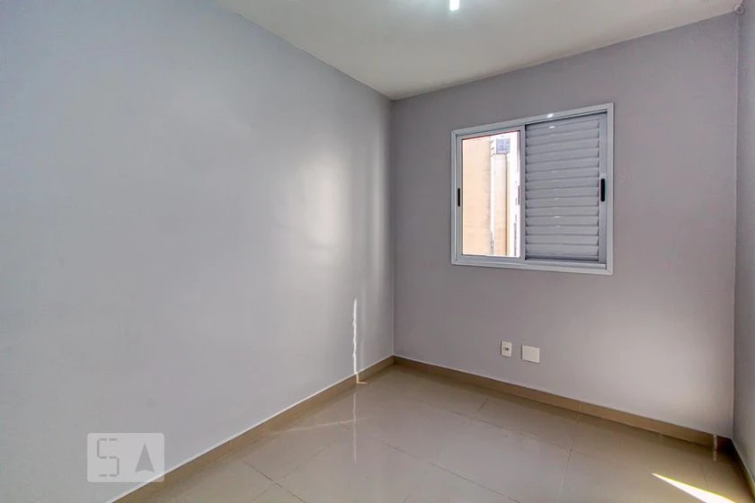 Unfurnished apartment with 2 bedrooms and a balcony — photo 6