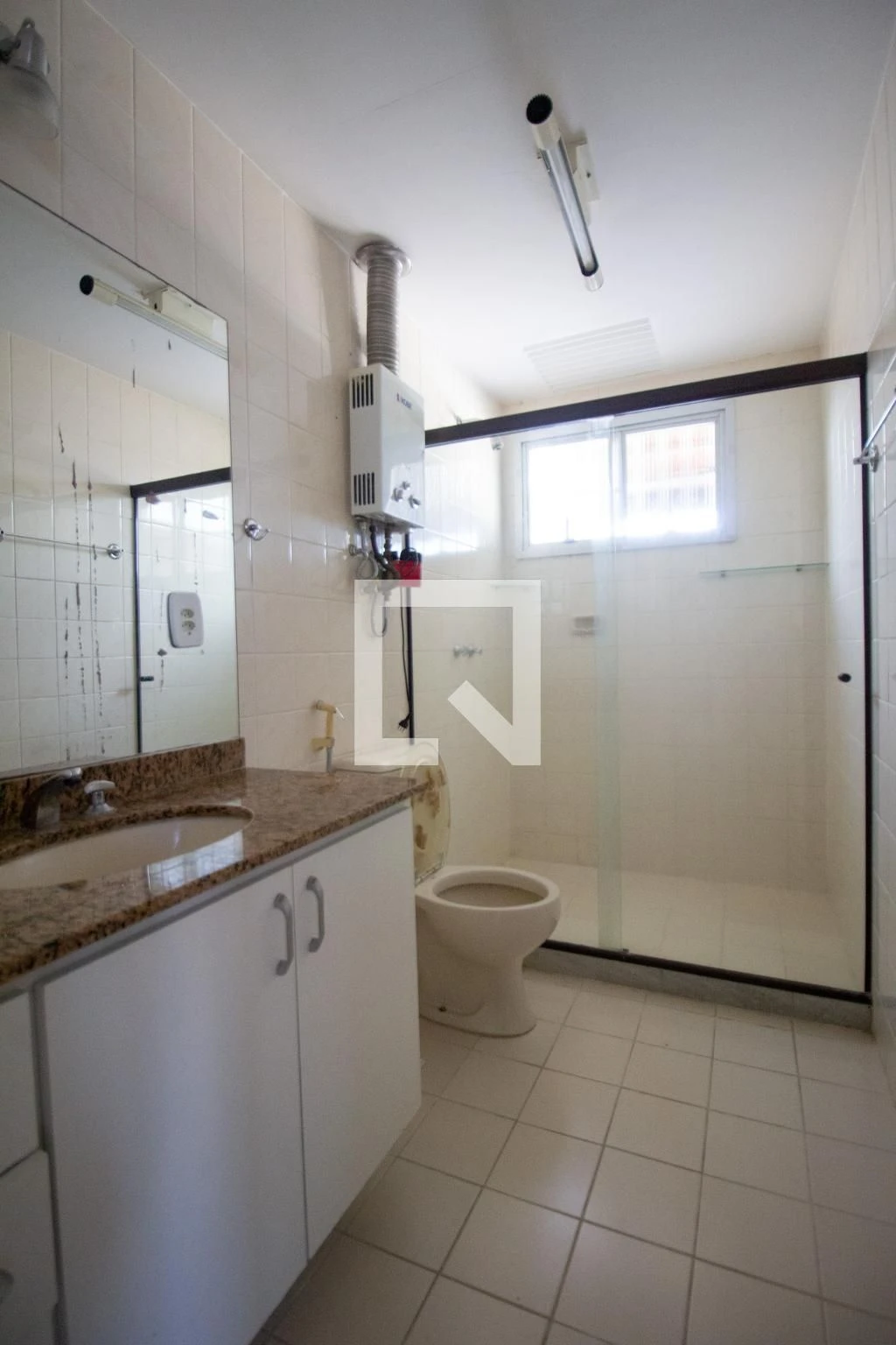 3-bedroom apartment with balcony and 2 parking spots — photo 35