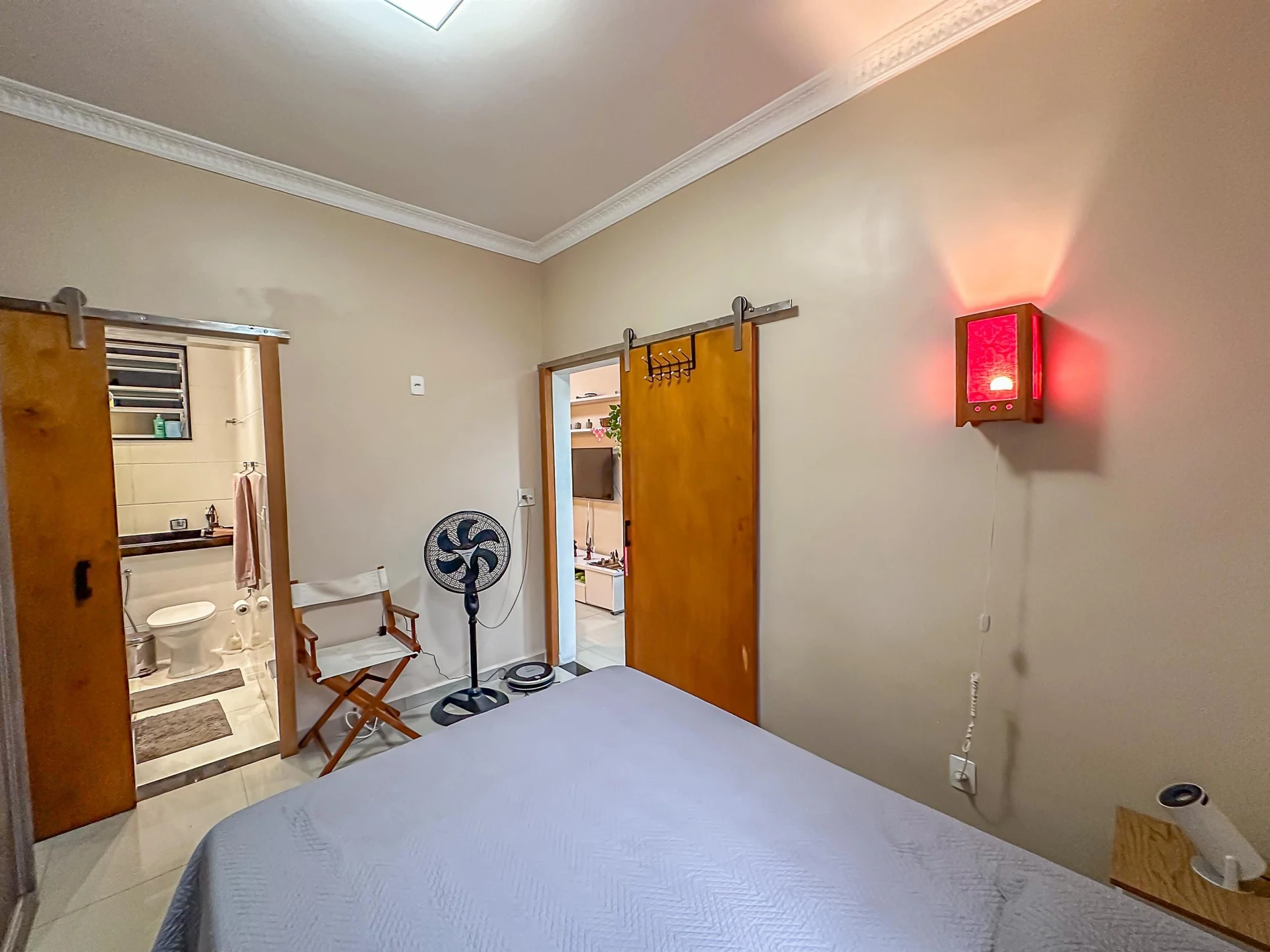 Furnished 1-bedroom apartment with a closed kitchen — photo 42