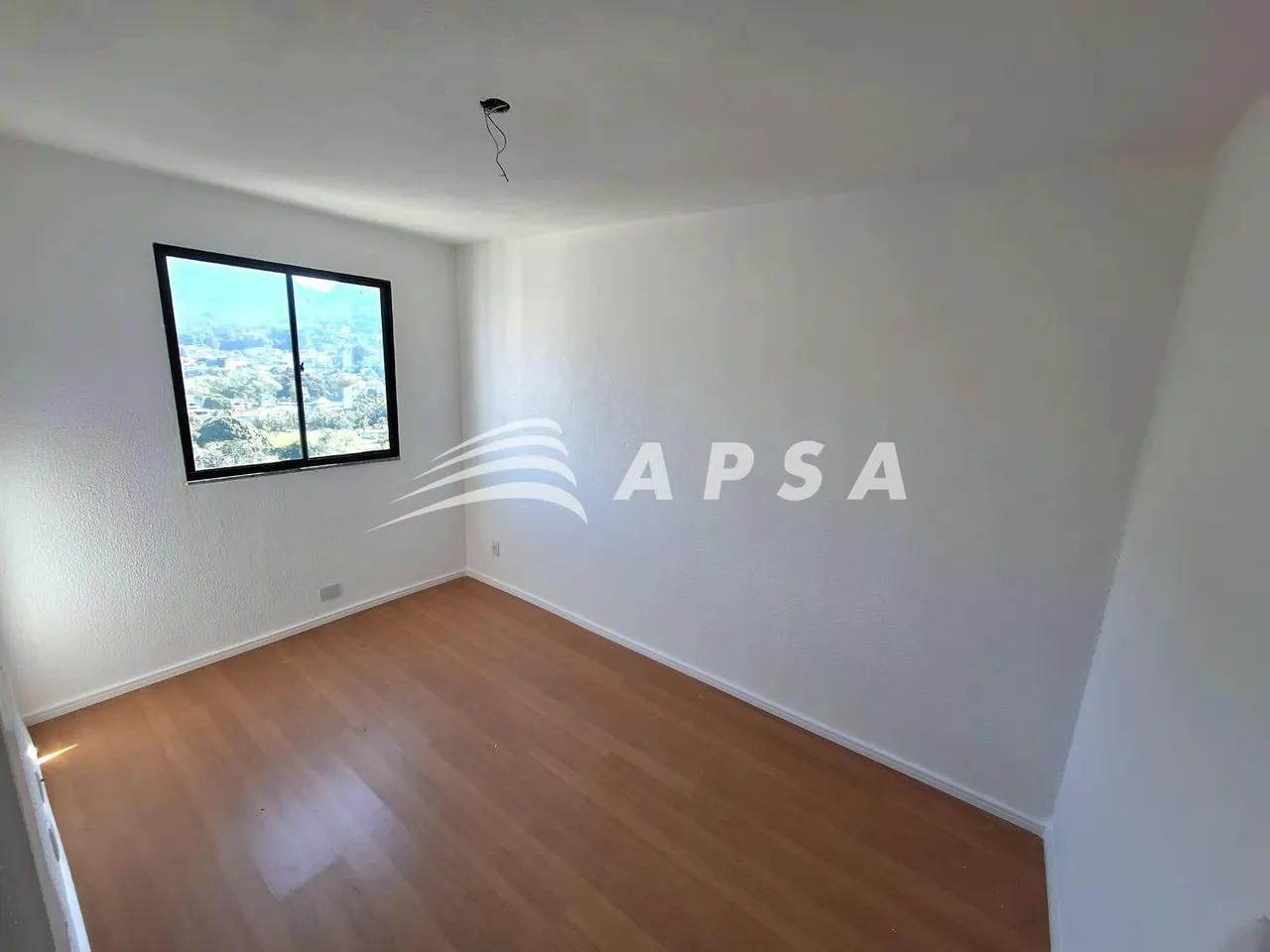 Apartamento sem mobília com 2 quartos e varanda — photo 14