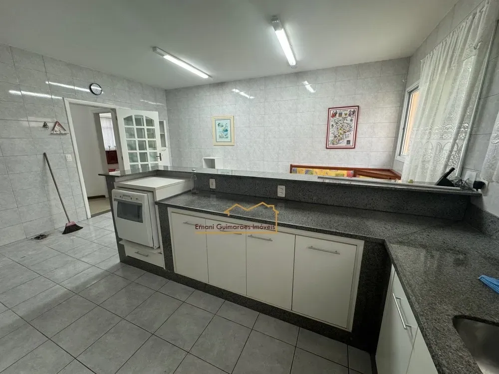 6-bedroom house with a mountain view in Rio de Janeiro — photo 7
