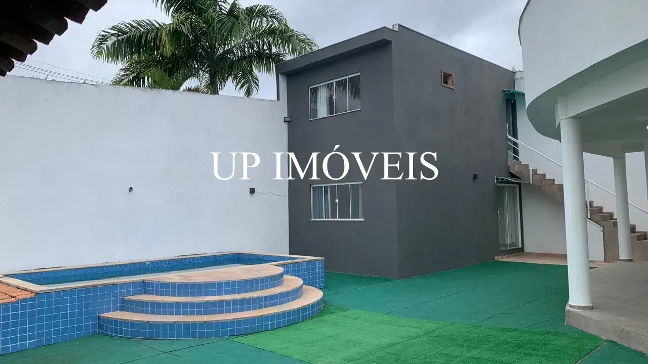 House with separate kitchen, 5 bedrooms and 450 m² — photo 5