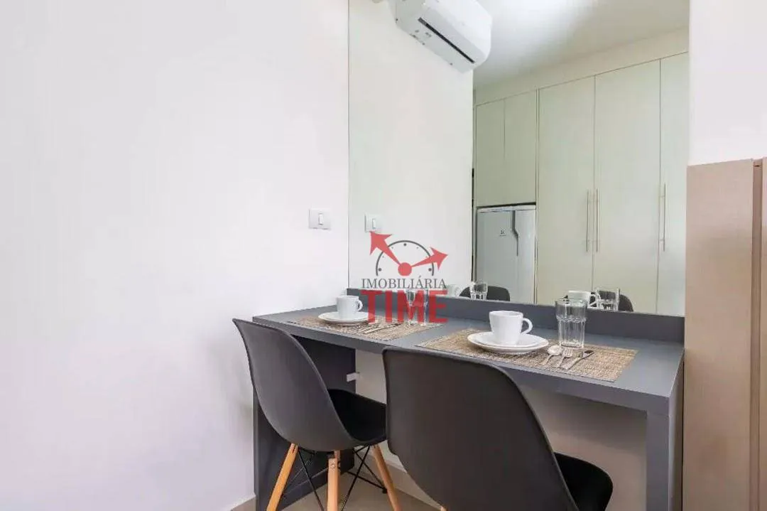 Air-conditioned 1-bedroom apartment with kitchenette — photo 11