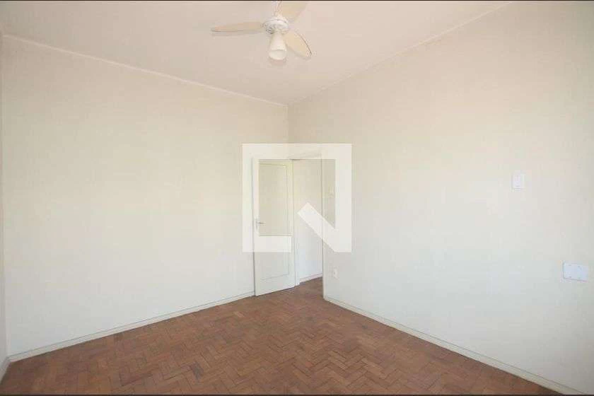 65 m² apartment with 2 bedrooms and 1 bathroom — photo 13