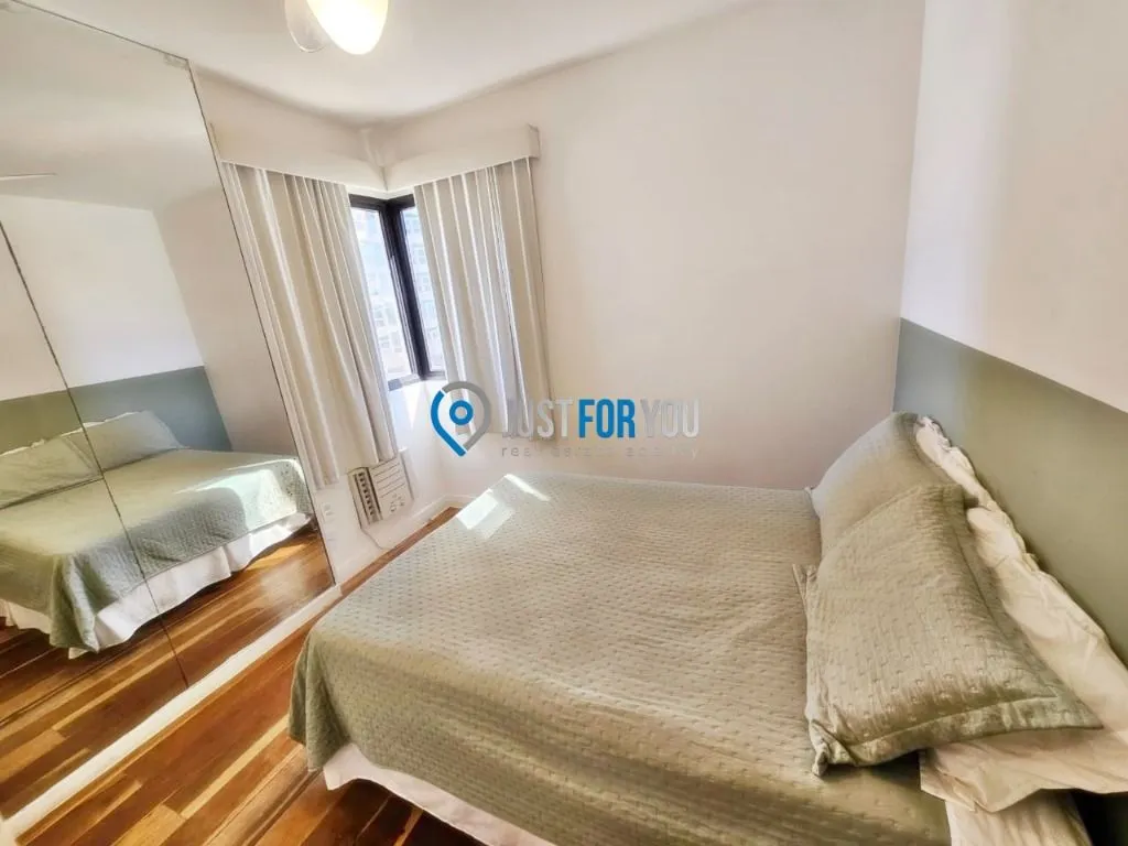 Furnished apartment with 4 bedrooms and 144 m² — photo 24