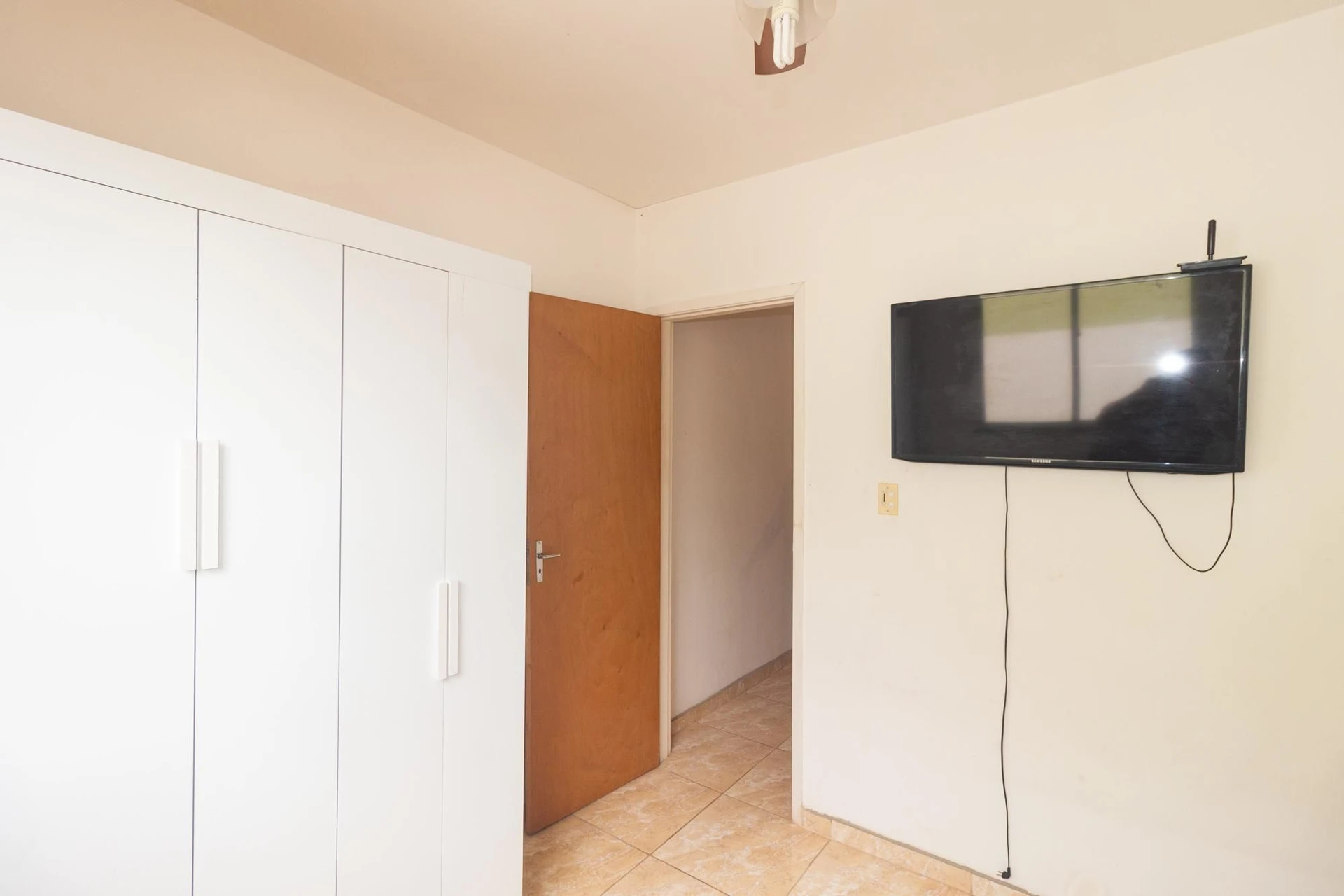 Furnished house with 2 bedrooms and 1 bathroom — photo 13