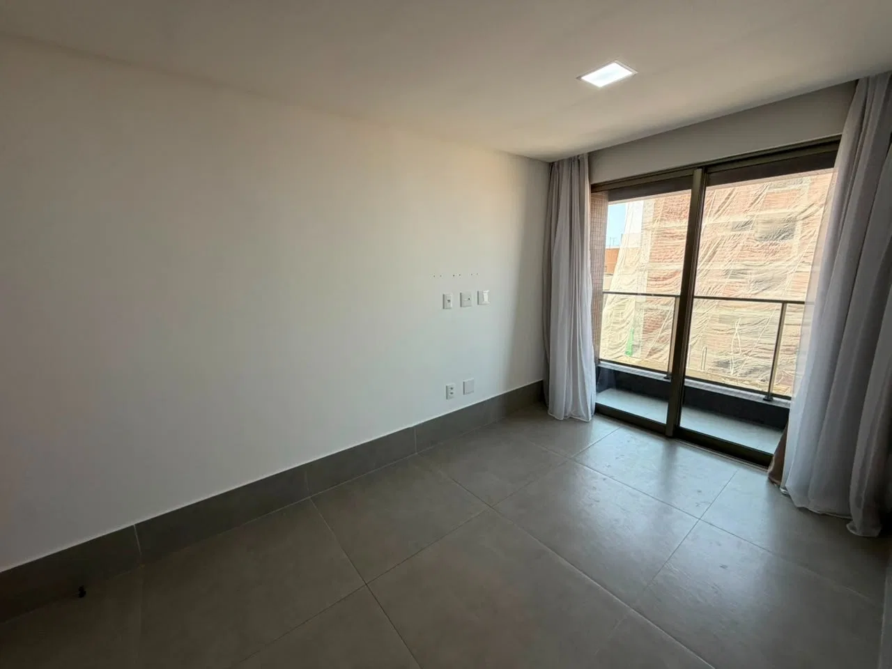 Apartment with 3 bedrooms (1 en-suite), 67 m² and parking — photo 3