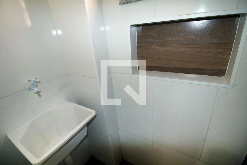 Apartment, 48 m², with wood or laminate floors — photo 5