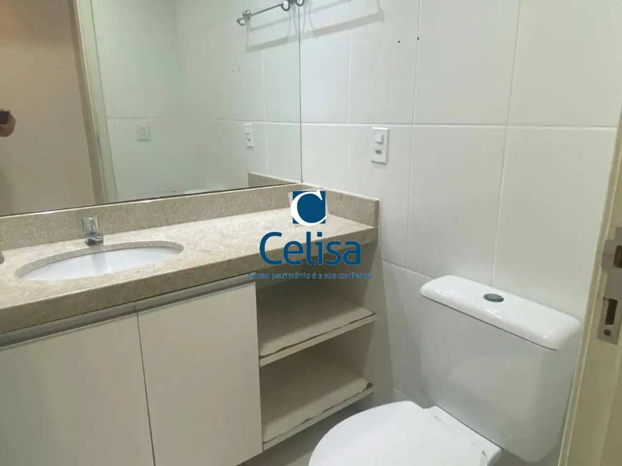 3-bedroom apartment with a bathtub — photo 11