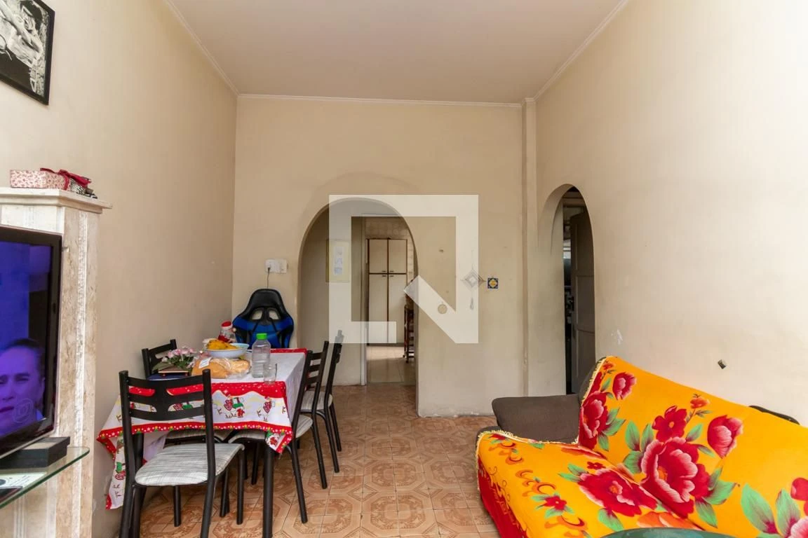 Furnished 2-bedroom apartment with private BBQ area — photo 23