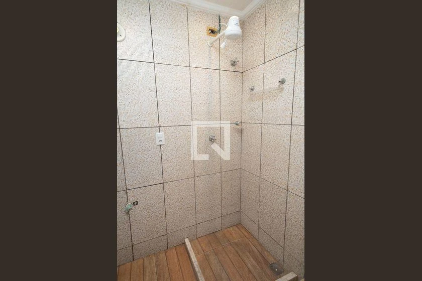 Casa de 100 m² com espaço de home office e máquina de lavar — photo 8